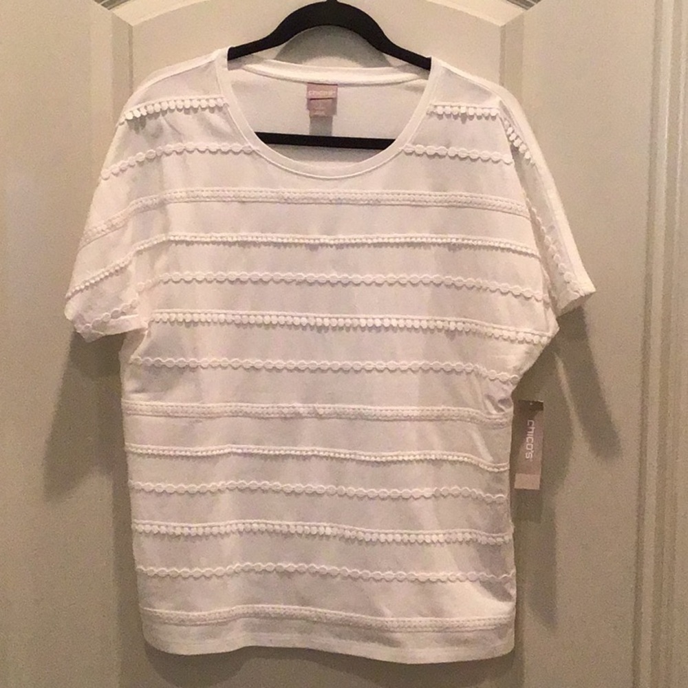 Elegant & fun size 2 Chico’s top